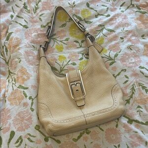 Leather Coach Hampton tan cream pebbled Shoulder Bag